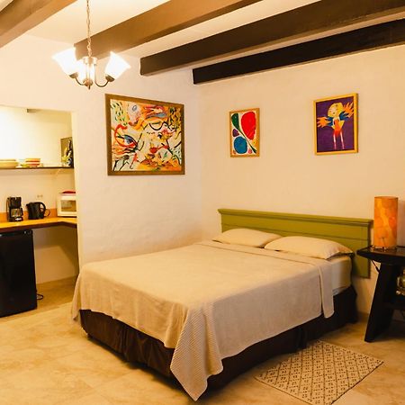 Villa Bougainvillea Aruba Rumba Suite Palm Beach Exterior photo